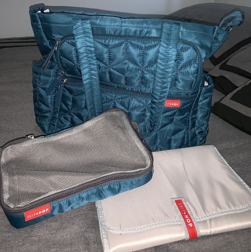 Skip hop diaper bag